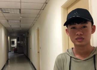 Tân Hướng Nam – Phỏng vấn sv trường Đại Học Cảnh Văn – Đài Loan